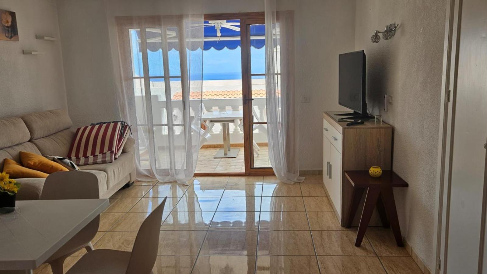Santiago Beach, Los Cristianos Apartment With Air Conditioning ภายนอก รูปภาพ